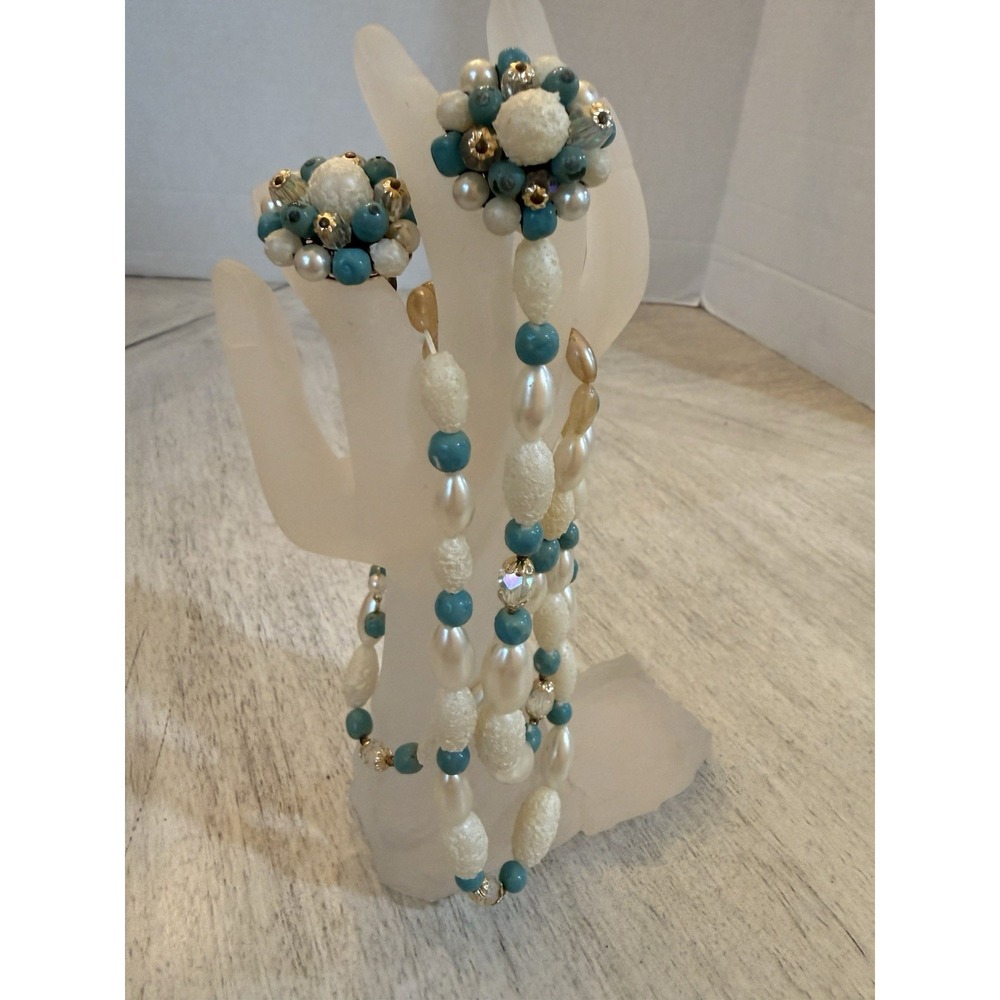 Vintage 1960s Japan Aqua Blue White Pearl Beaded Necklace Clip On Earrings Set - Picture 7 of 15